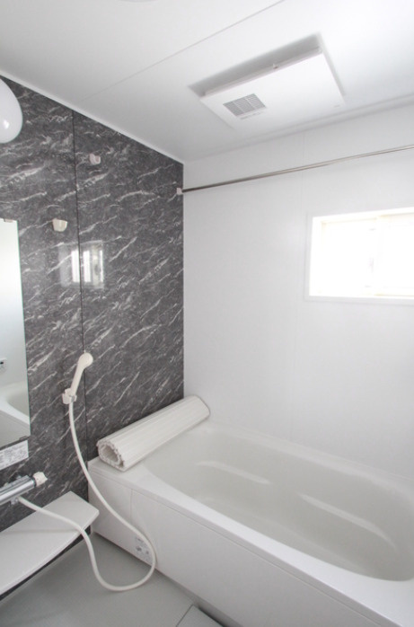 ディーウエストイズムの浴室