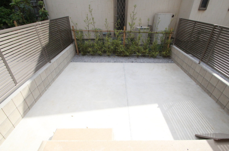 ディーウエストイズムのバルコニー