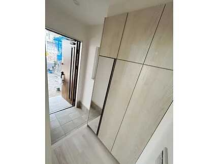 広島市東区上温品４丁目 石原田の玄関
