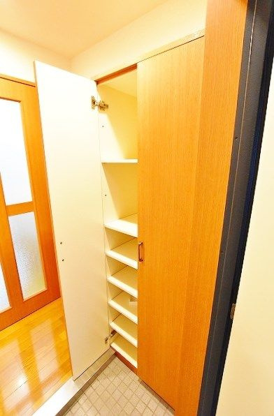 旦過タカヤコーポレーションビルのエントランス