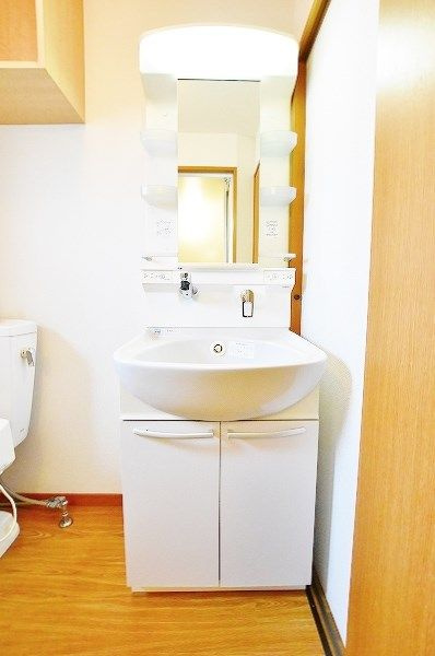 旦過タカヤコーポレーションビルの洗面所