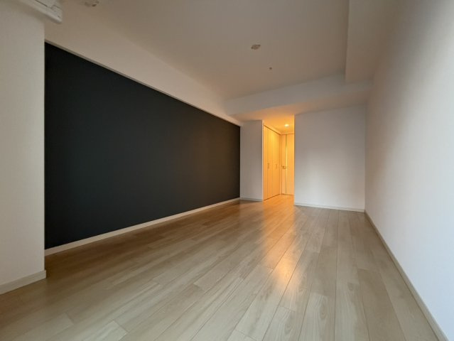 スプランディッド淀屋橋DUEの洋室