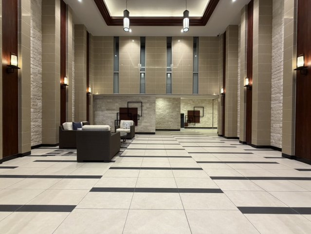スプランディッド淀屋橋DUEのロビー