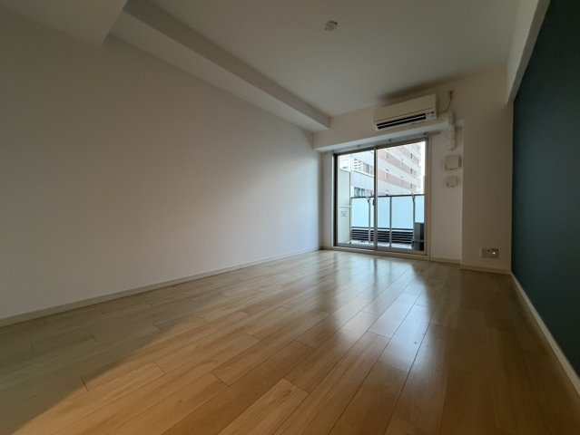 スプランディッド淀屋橋DUEの洋室