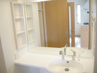 【洗面所】 | クローバー