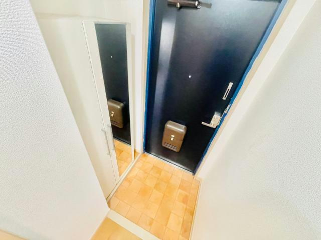 アネックスイーストの玄関