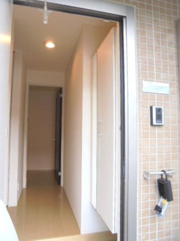 ルードハーネの玄関