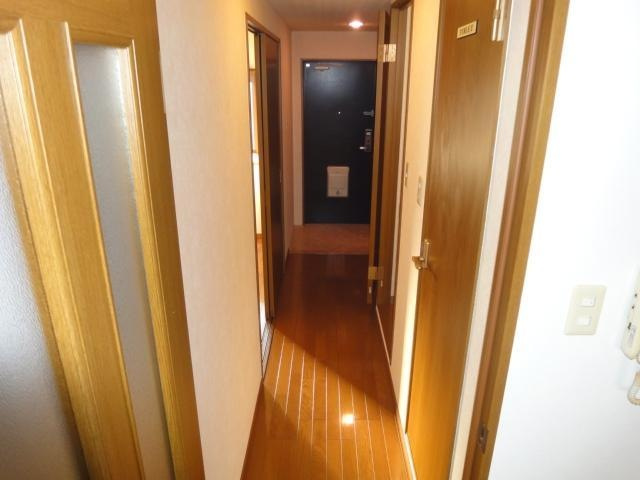 グランシャリオ氷上２番館の収納|トールサイズのシューズボックスです◇