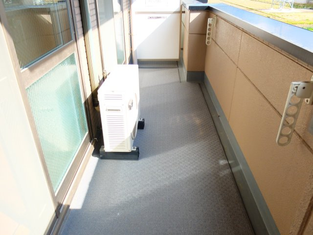 グランシャリオ氷上２番館のバルコニー|広々、南向きバルコニー♪