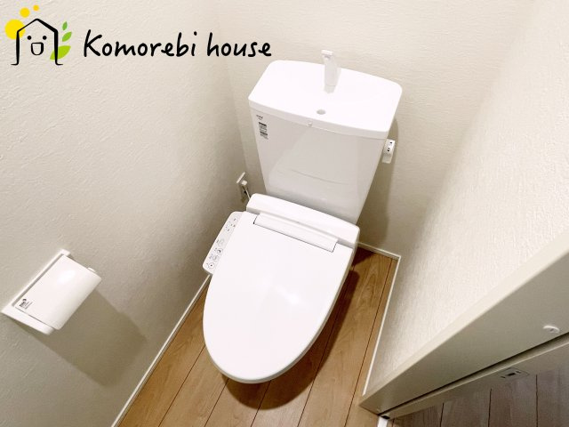 さいたま市北区宮原町　18期　新築一戸建て　グレース　01のトイレ|ゆったりとした空間のトイレです