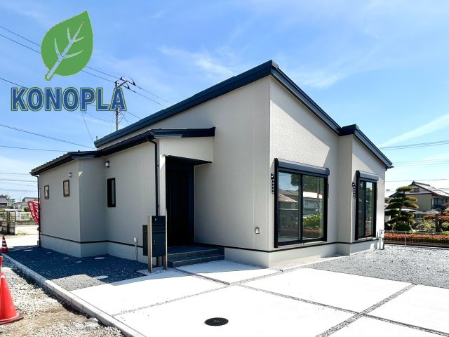 【新築戸建】前橋市元総社町の外観|■外観（2号棟）｜土日のご見学はもちろん、平日・夜間のご案内も大歓迎です♪「今から見たい」や「仕事終わりに見たい」にもご対応できますのでお気軽にお問い合わせください♪