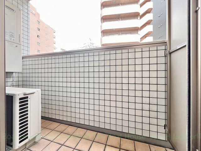 ラコルタ　ブローンのバルコニー