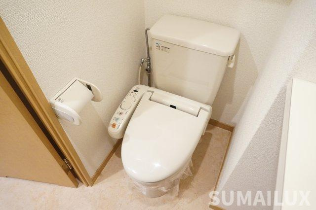 熊本市東区健軍２丁目の賃貸マンションのトイレ