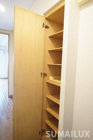 熊本市東区健軍２丁目の賃貸マンションの玄関