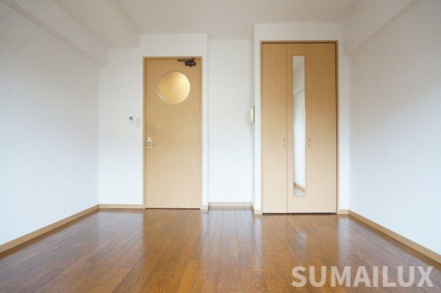 熊本市東区健軍２丁目の賃貸マンションの居間・リビング