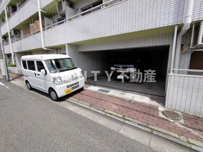 【駐車場】 | スカイコート品川第２ | 車をお持ちの方に嬉しい駐車場付きの物件です