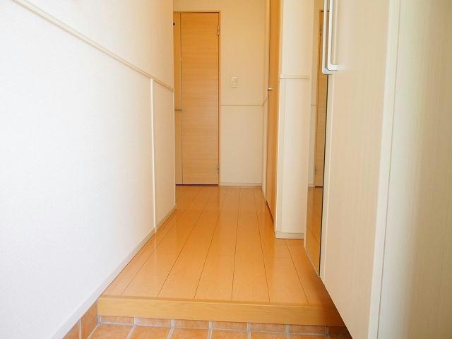 サニーサイドの玄関