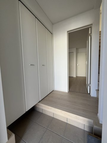 クレイドルガーデン和歌山市有本　第４の玄関