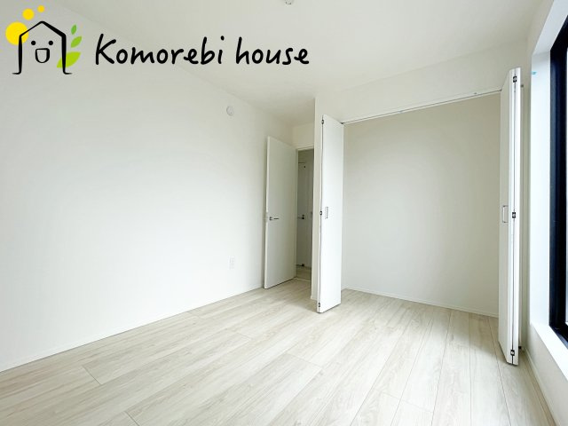 さいたま市北区宮原町　18期　新築一戸建て　グレース　02の寝室|落ち着いた色調の寝室です