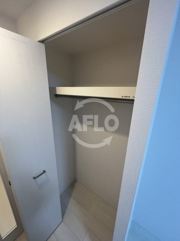 エスリード大阪デュアルゲートの収納|エスリード大阪デュアルゲート　クローゼット