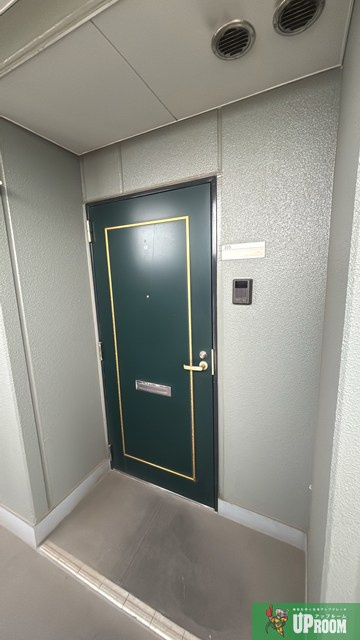 カーサ・タカバⅡの玄関