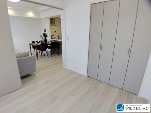 アステールふじみ野イーステーションの洋室|リビング横洋室4.5帖