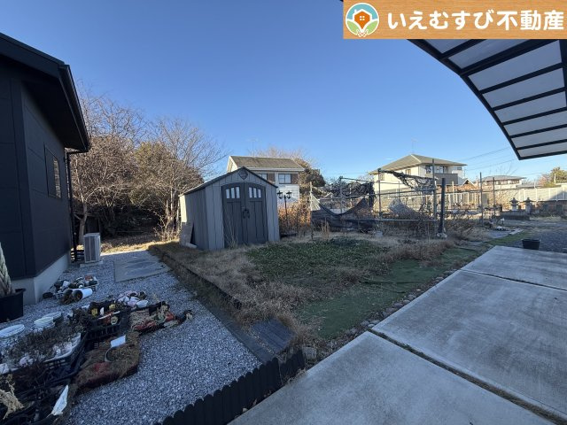 深谷市新戒　中古戸建の庭