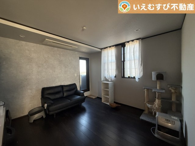 深谷市新戒　中古戸建の洋室