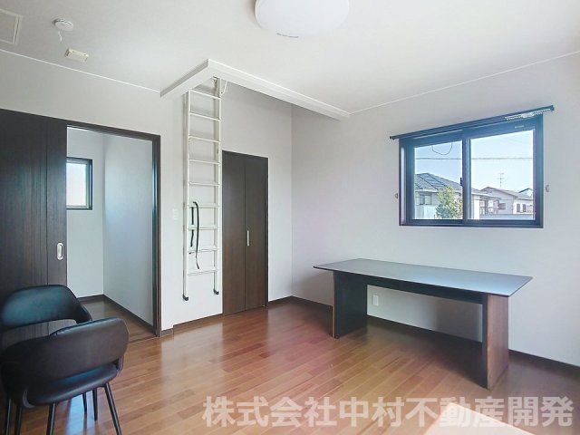 メゾンアール宮園の洋室|※家具は撤去予定