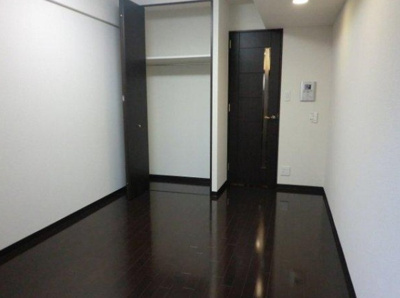 【収納】 | フェニックス方南町弐番館 | クローゼット完備。