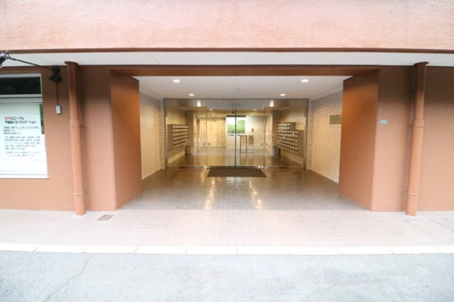 【エントランス】