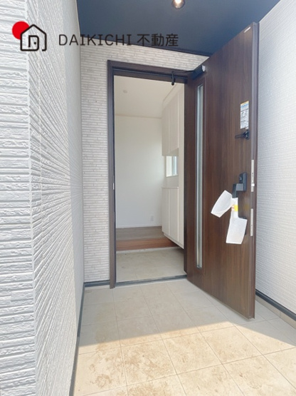 【玄関】 | 羽生市藤井上組　新築戸建　全12棟　10号棟