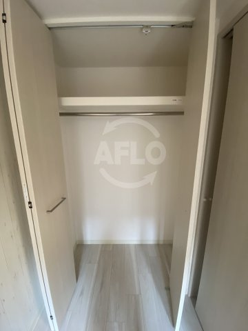 プレサンス立売堀ベルヴィルの収納|プレサンス立売堀ベルヴィル　クローゼット