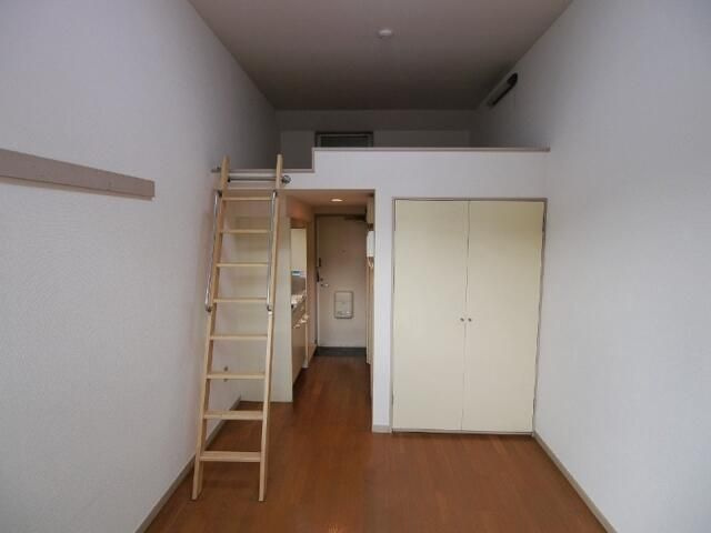 エルピア関町の居間・リビング