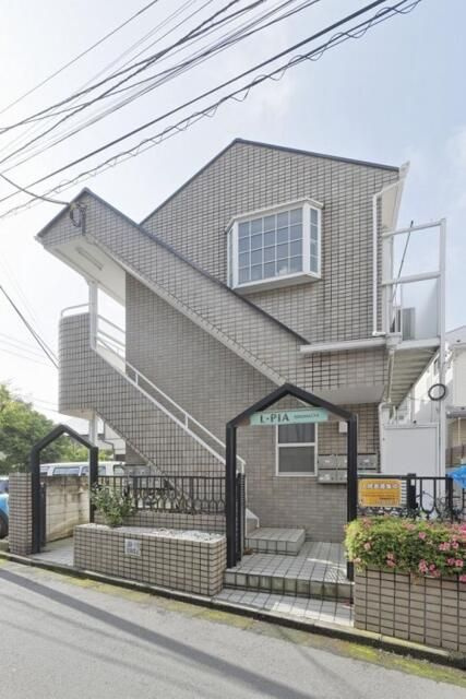 エルピア関町の外観