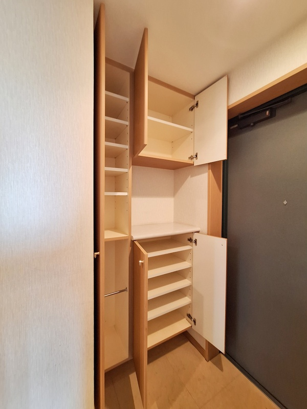 アーバンキャッスル東川口の玄関