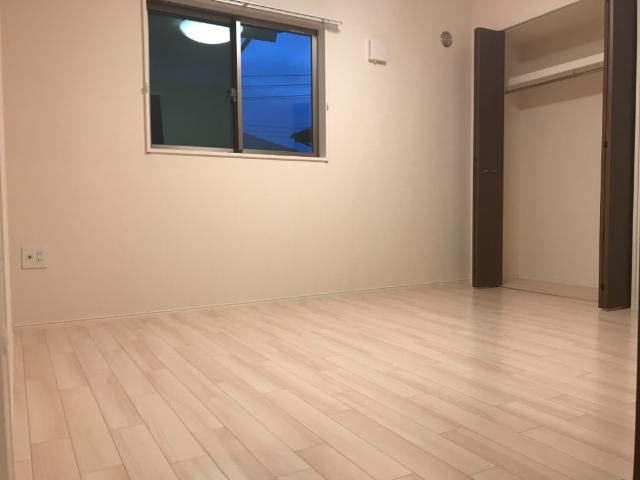 グランドソレーユの内装|洋室②