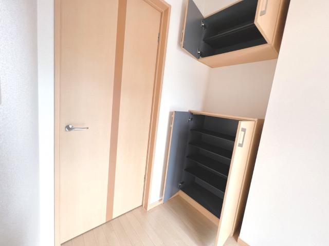 クイーン　アークの収納|下駄箱