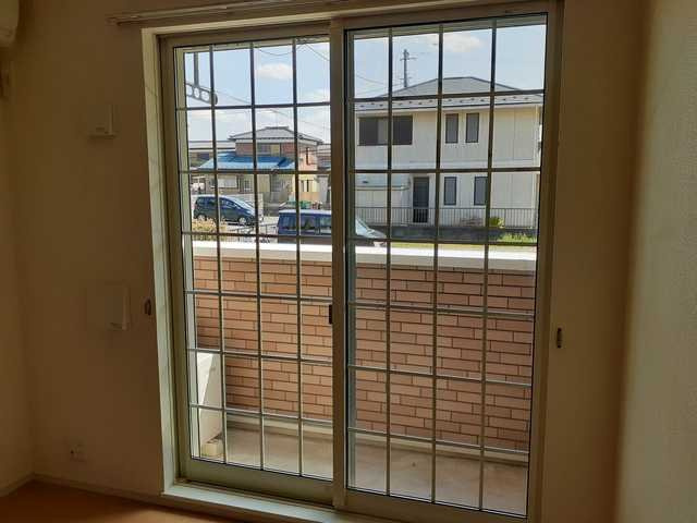 スウィート　Ⅱのバルコニー|暖かな日差しのふりそそぐバルコニー