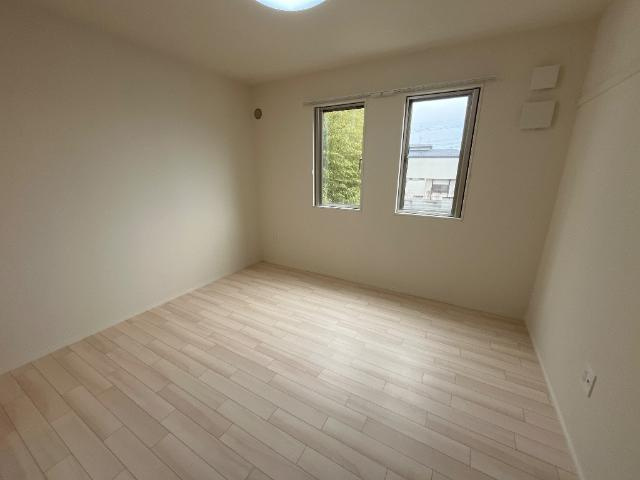 ベルコリーヌ八代の内装|洋室