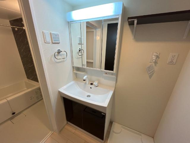 ベルコリーヌ八代の独立洗面台|洗髪洗面化粧台