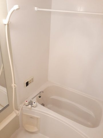 サンライズⅢの浴室|日々の暮らしに欠かせないお風呂です