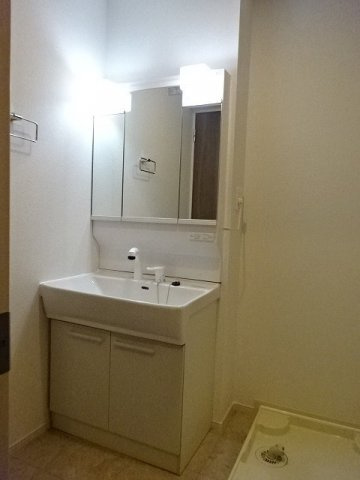 アウローラⅡの独立洗面台|使いやすい洗面所です