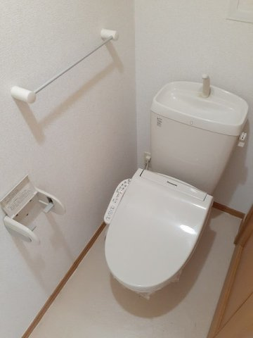 シティレジデンス　Ｂのトイレ|落ち着いたトイレです