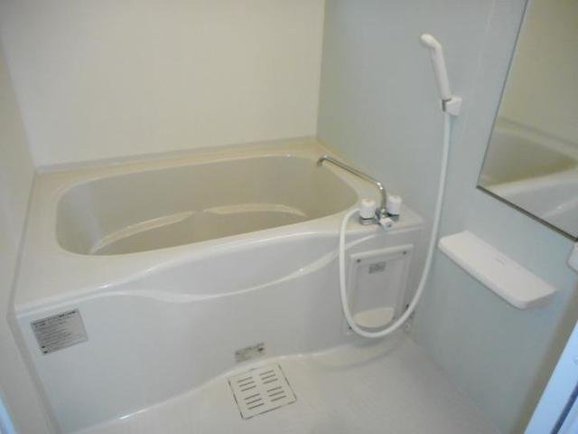 リーリエの浴室|ゆったり過ごせるお風呂です