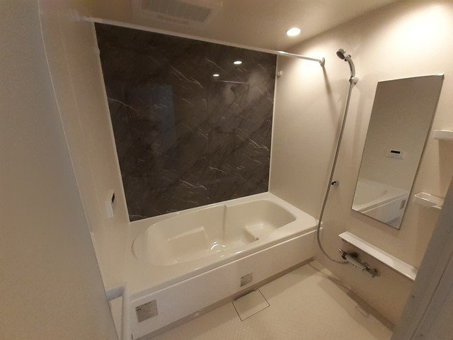 シエル　ファミールの浴室|落ち着いた空間のお風呂です