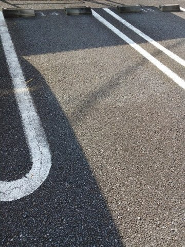 パール　メゾン　Ⅱの駐車場|車をお持ちの方に嬉しい駐車場付きの物件です