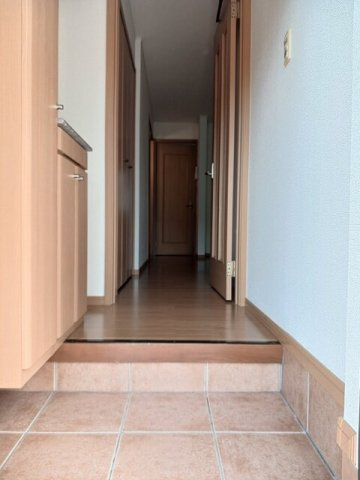 パール　メゾン　Ⅱの玄関|シンプルで使いやすい玄関です