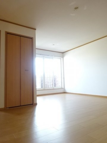 サニー　コートⅡの居間・リビング|使いやすい居間です