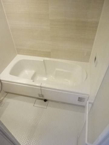 アイフラット東金　ブランの浴室|落ち着いた空間のお風呂です